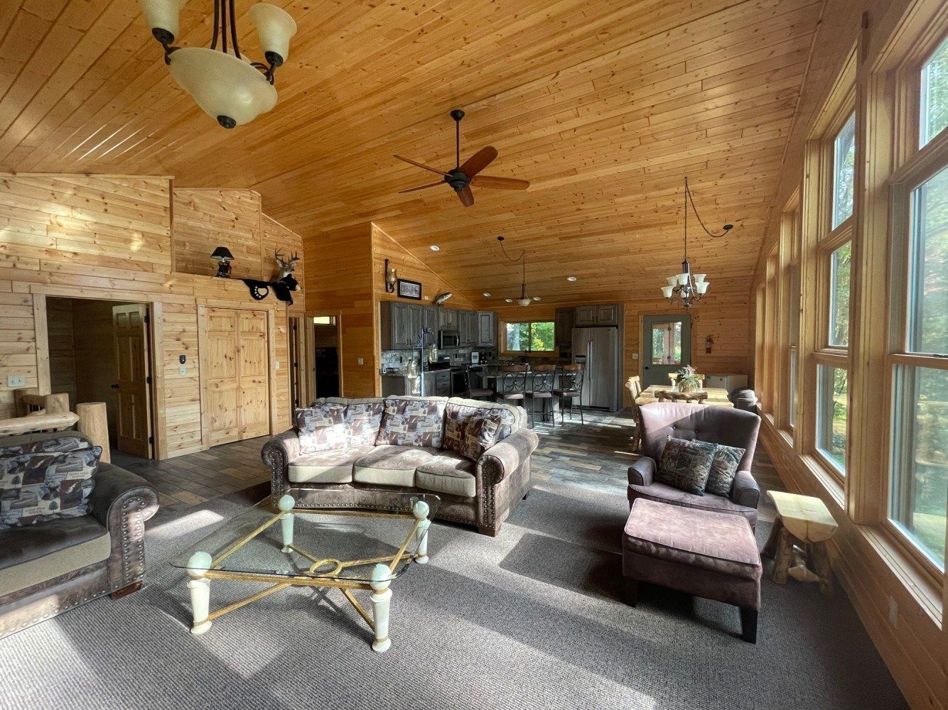 Cabins | Clear Lake Inn and Resort | Rhinelander WI