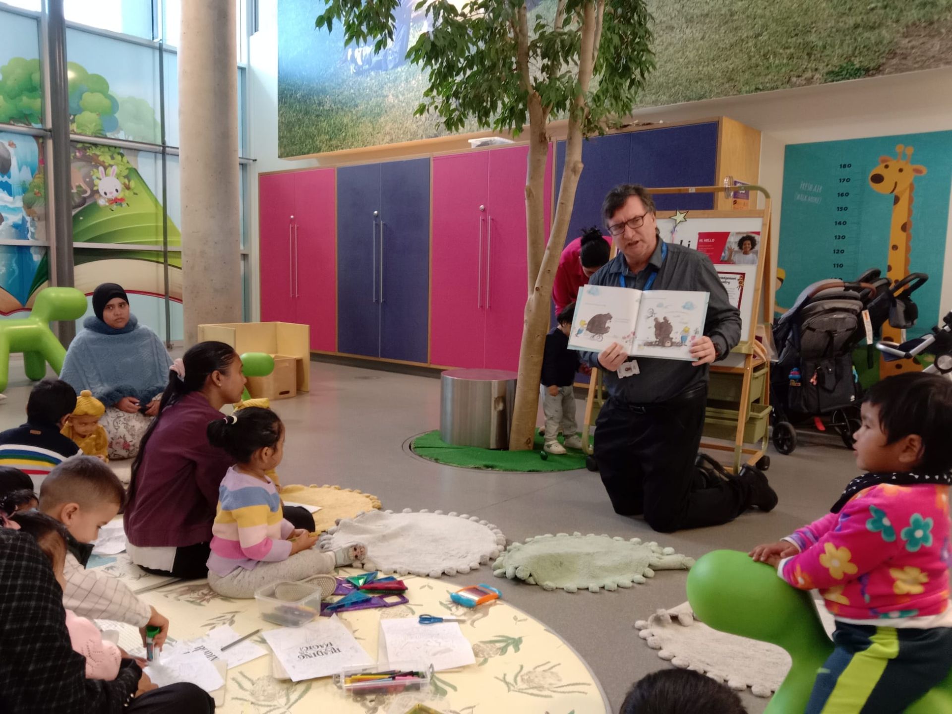 Multicultural Playgroup in Campbelltown book reading