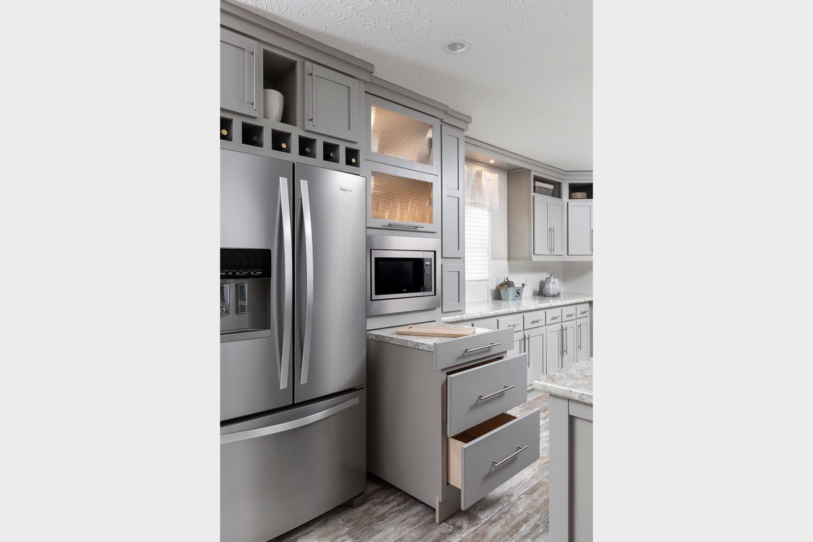 Stainless Steel Appliances, Counter, and Cabinets