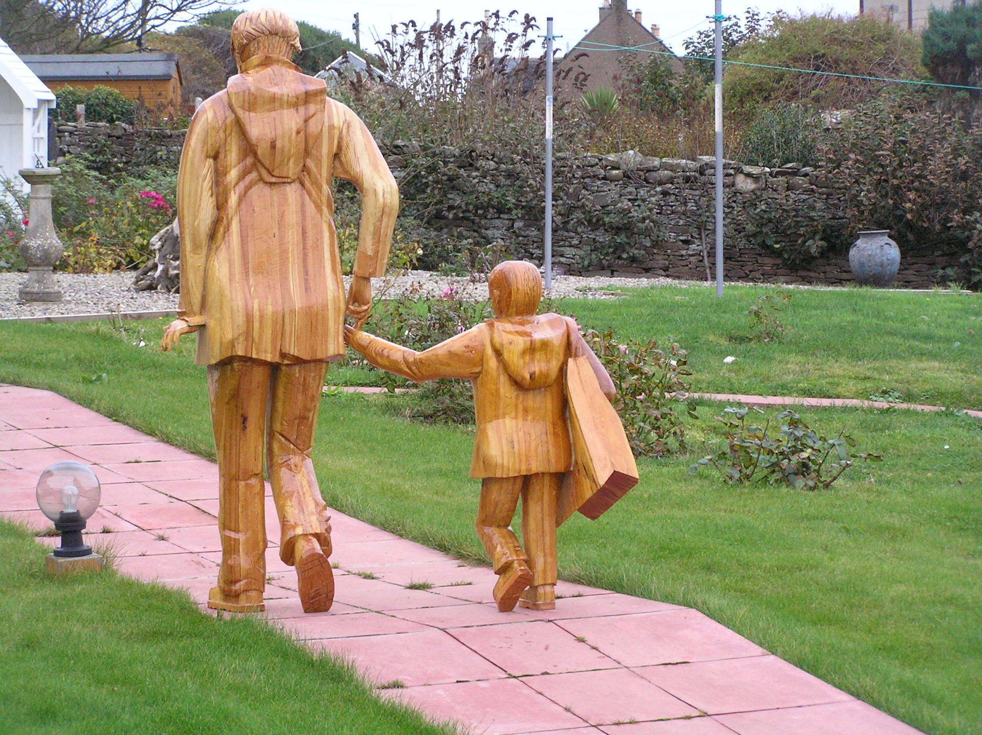 Personal garden memorial sculpture