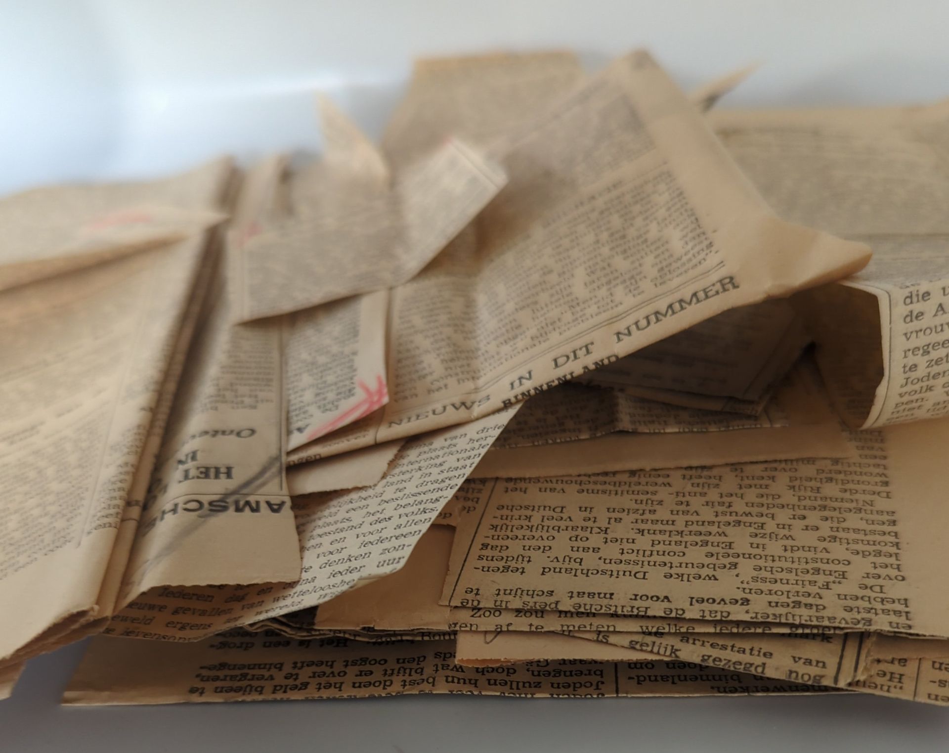 34 originele krantenknipsels over Jodenvervolging – 1938–1941