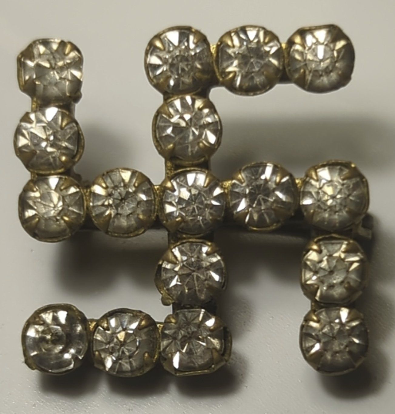 Victoriaanse broche met faux-diamanten – ca. 1890