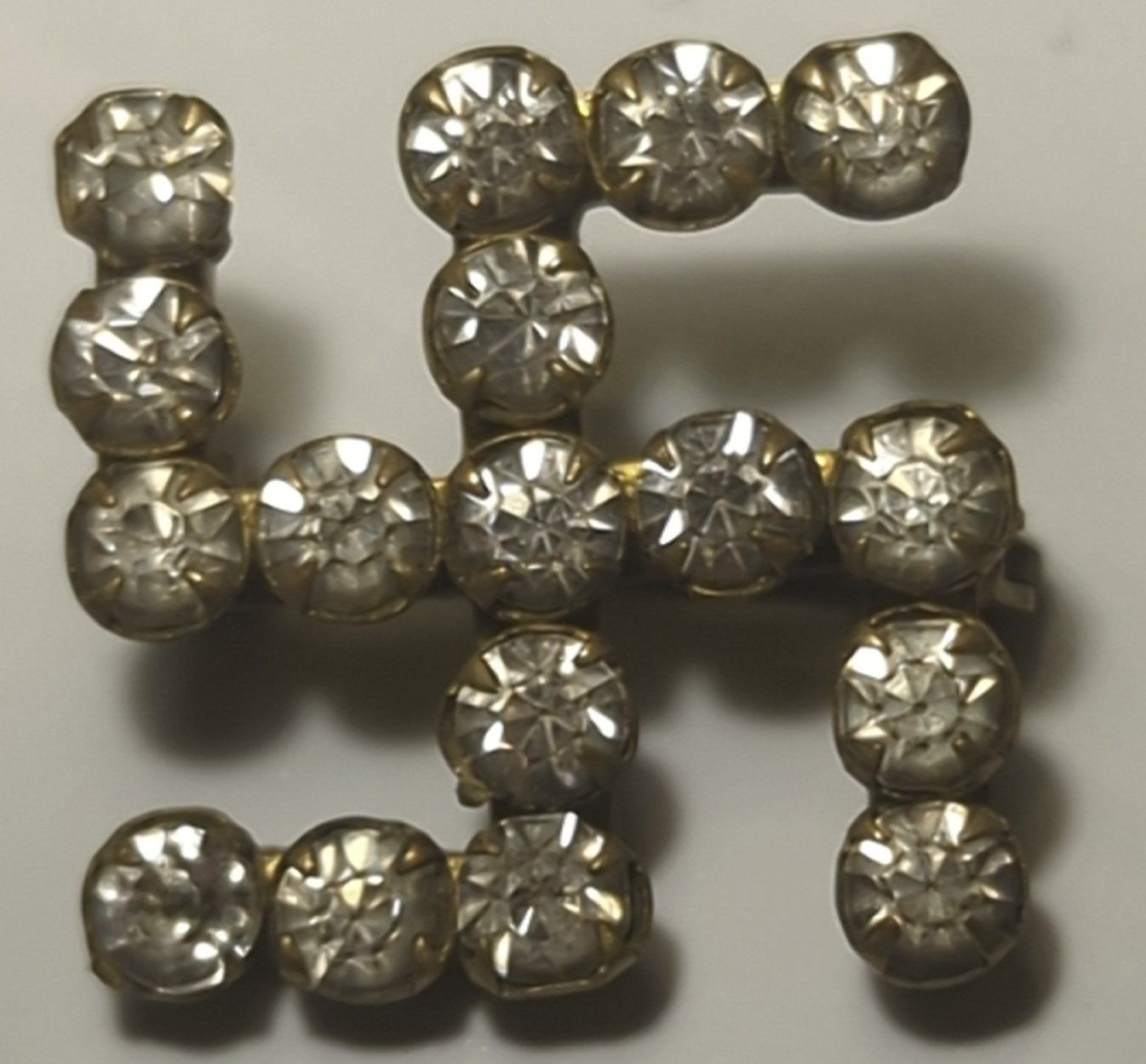 Victoriaanse broche met faux-diamanten – ca. 1890