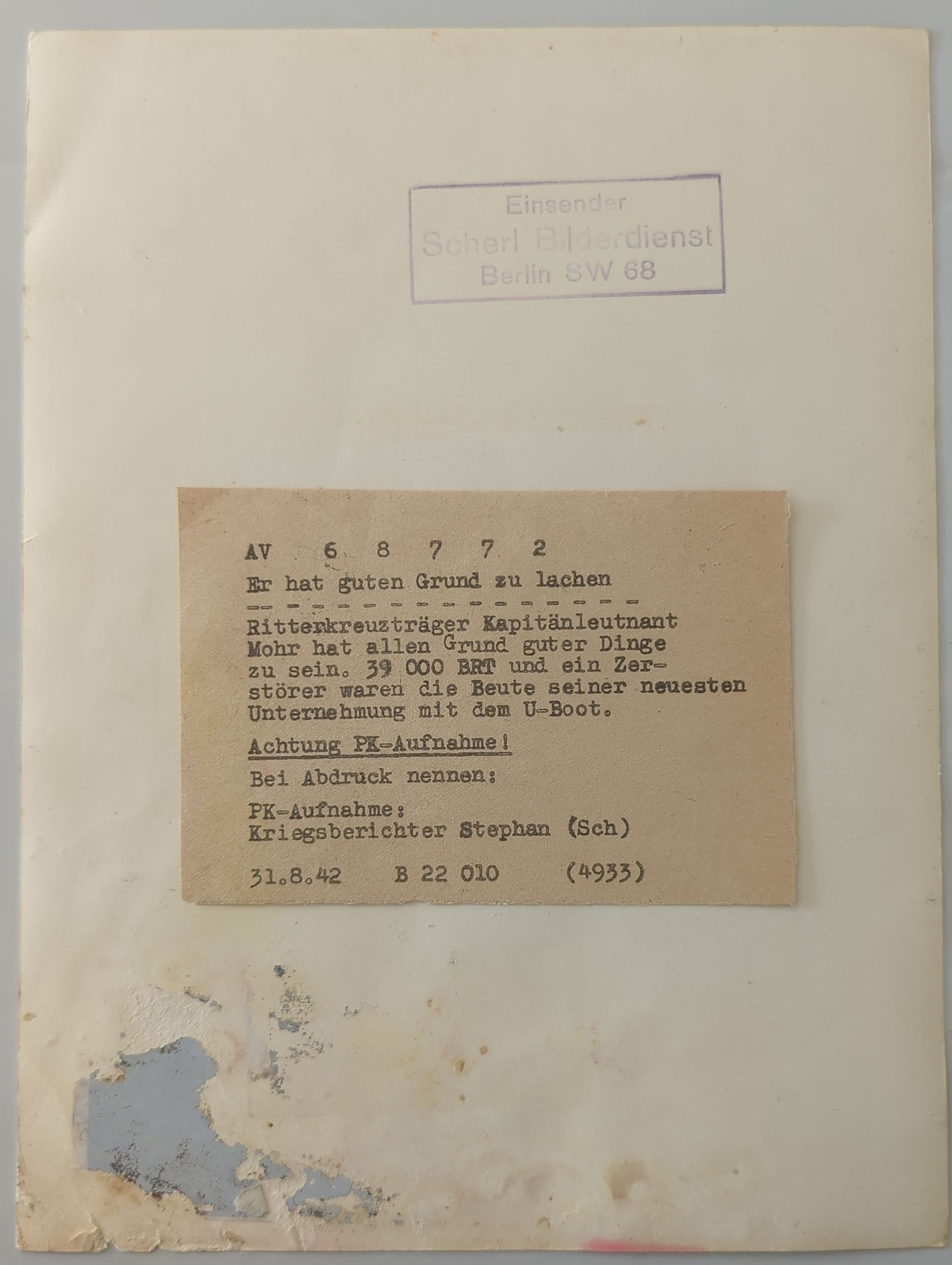 U-Boot-officier Mohr na succesvolle missie (1942)