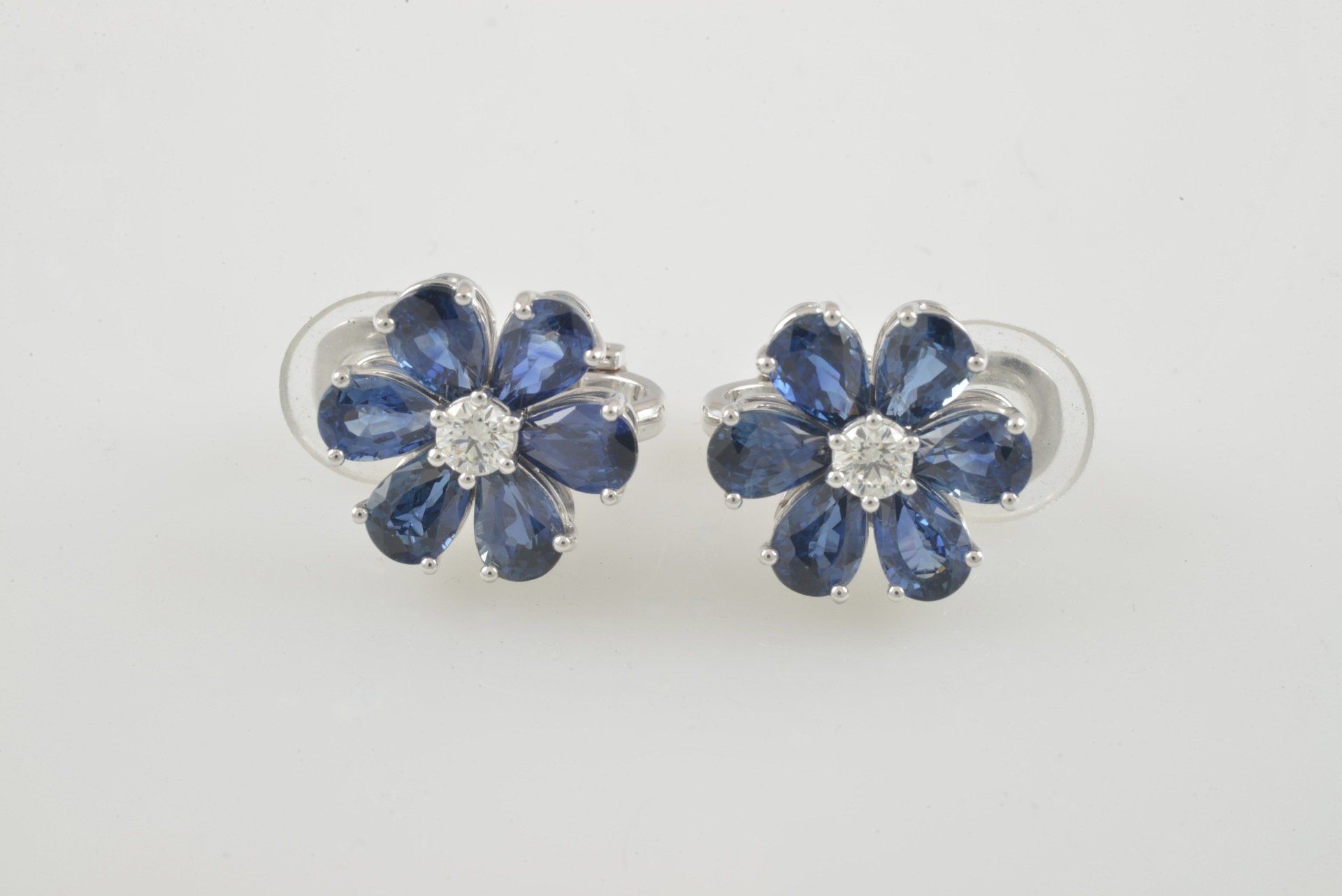 Saphire Brillanten Ohrringe