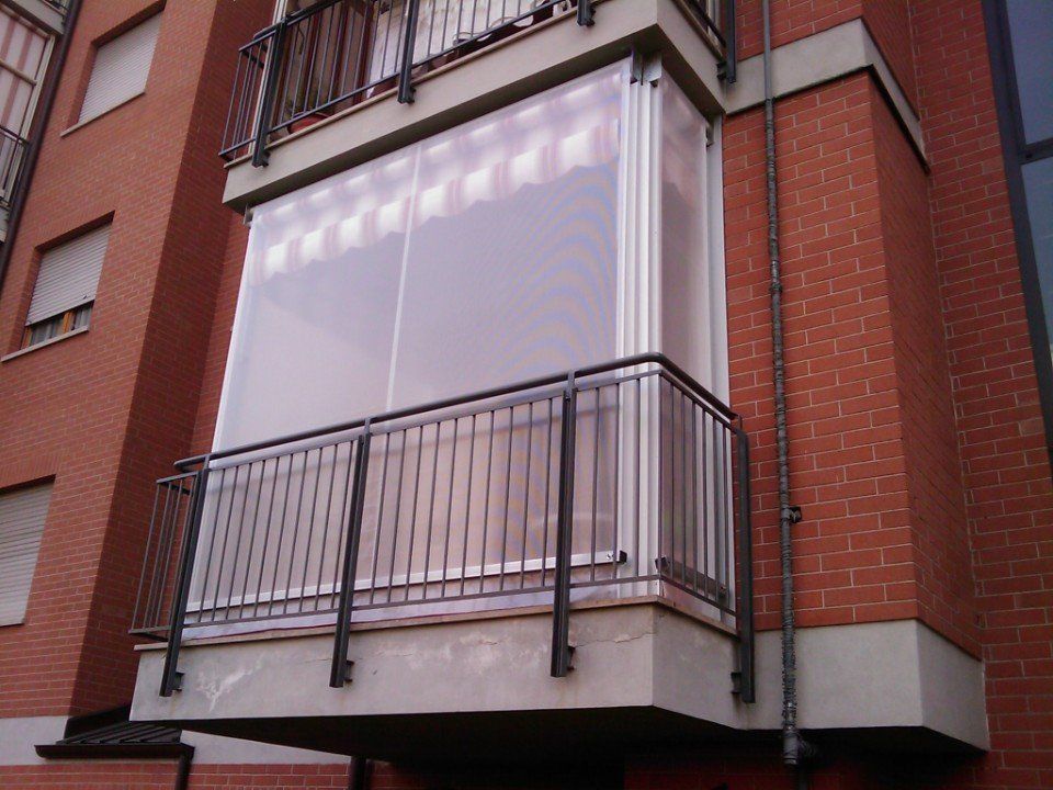 Tenda estiva a righe con zanzariera