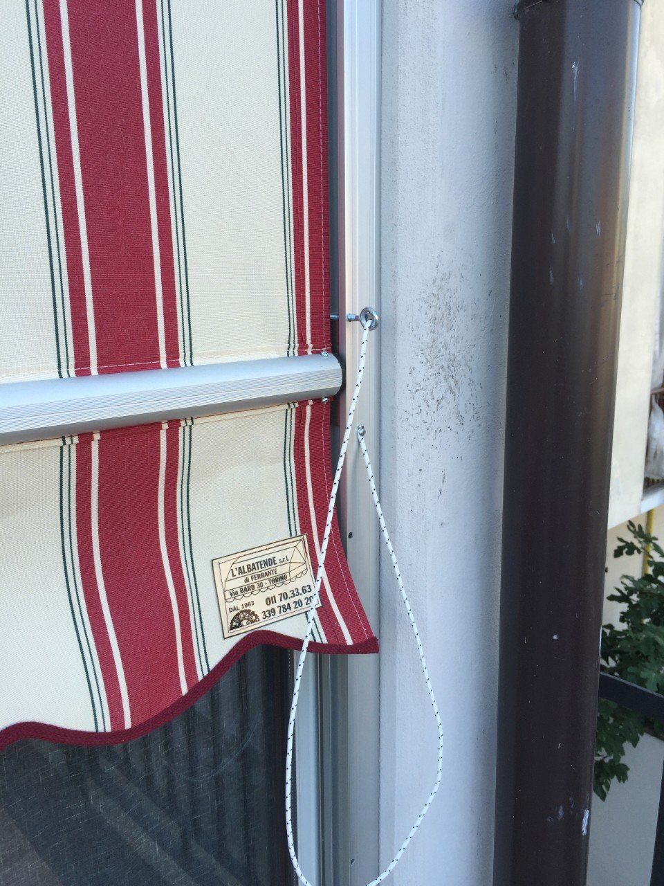 Particolare di tenda a guida