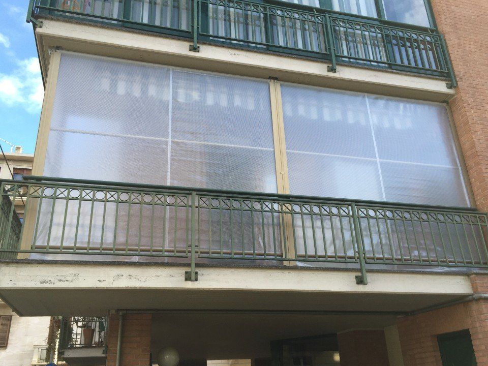 Tende invernali a Torino a veranda trasparente