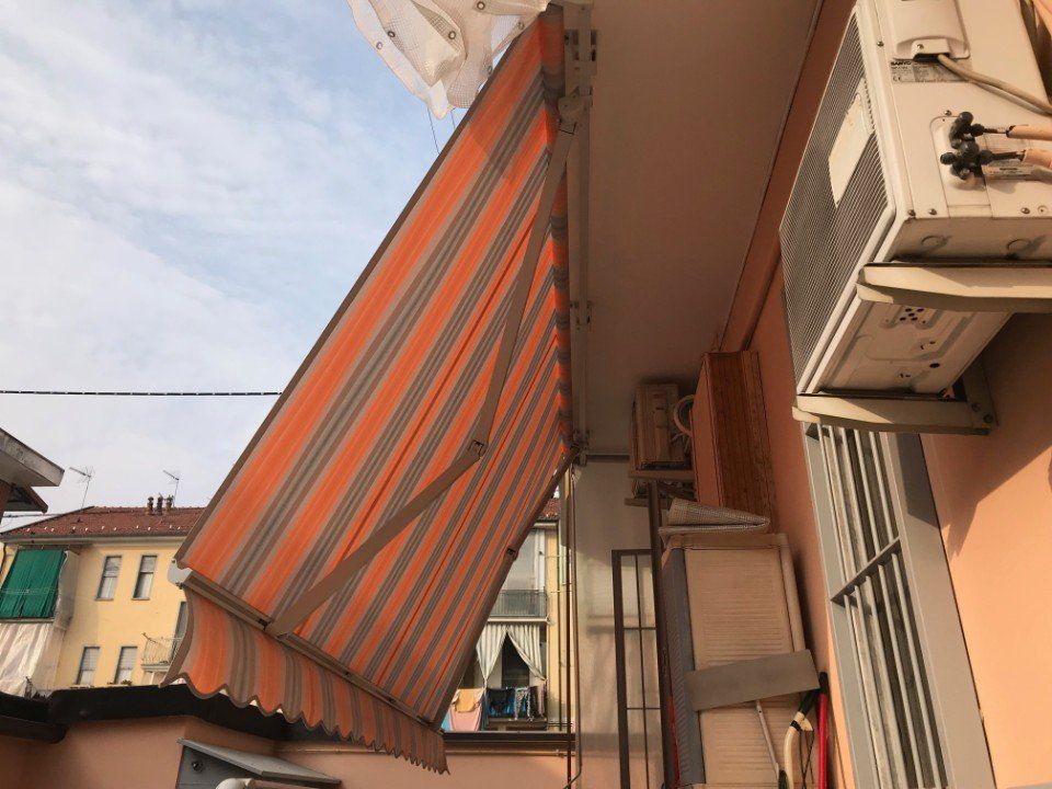 Tenda per terrazzo dall'interno