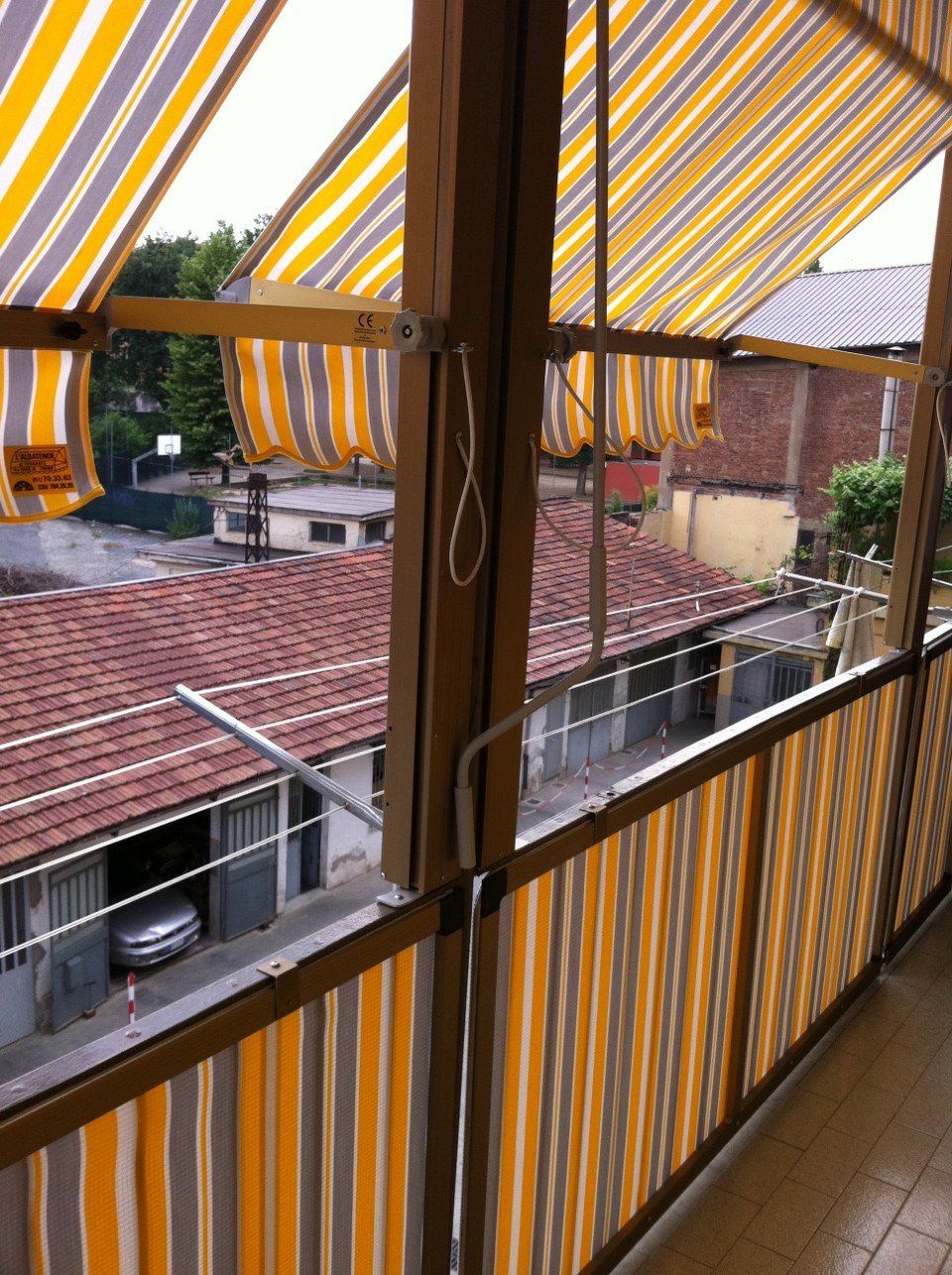 Tenda doppia a telaio fisso dall'esterno