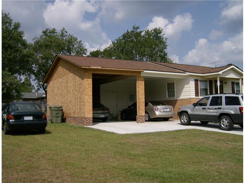 2 car garage addition under construction