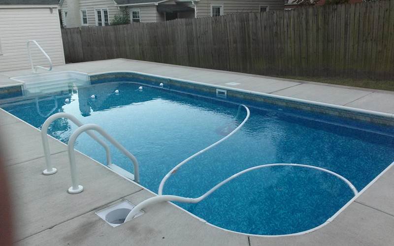 pool with vacuum system inside