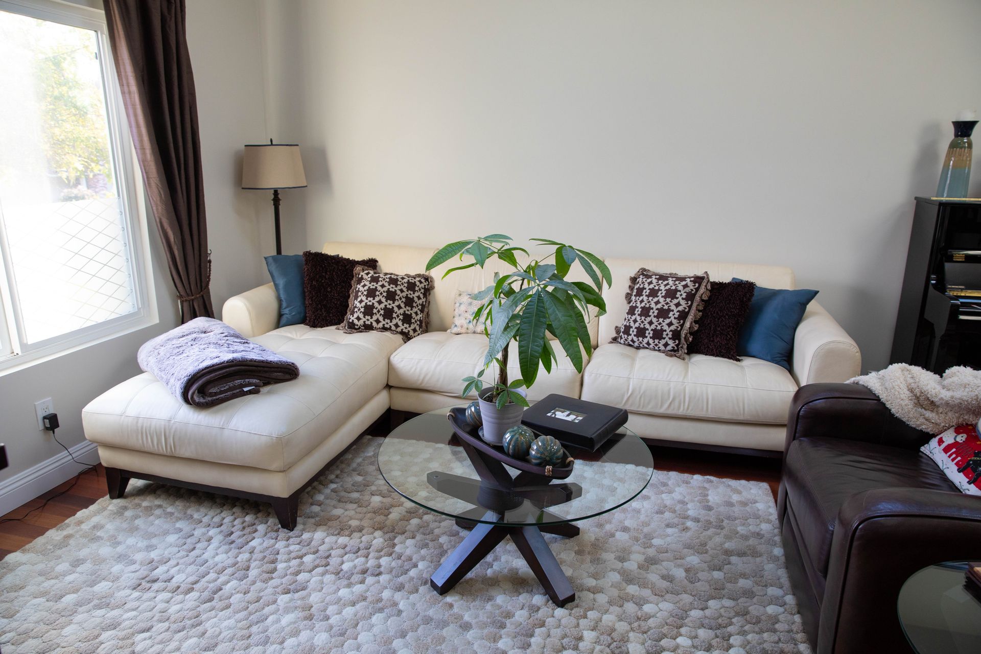 A living room with two couches and a coffee table