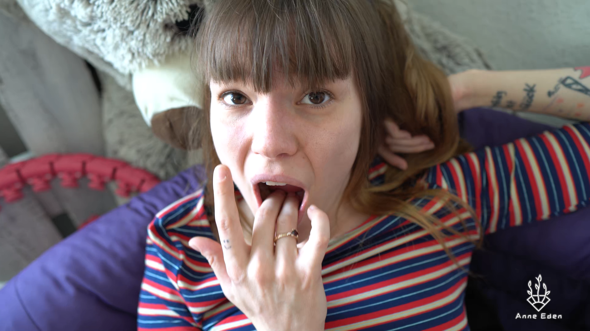 Anne Eden Solovideo