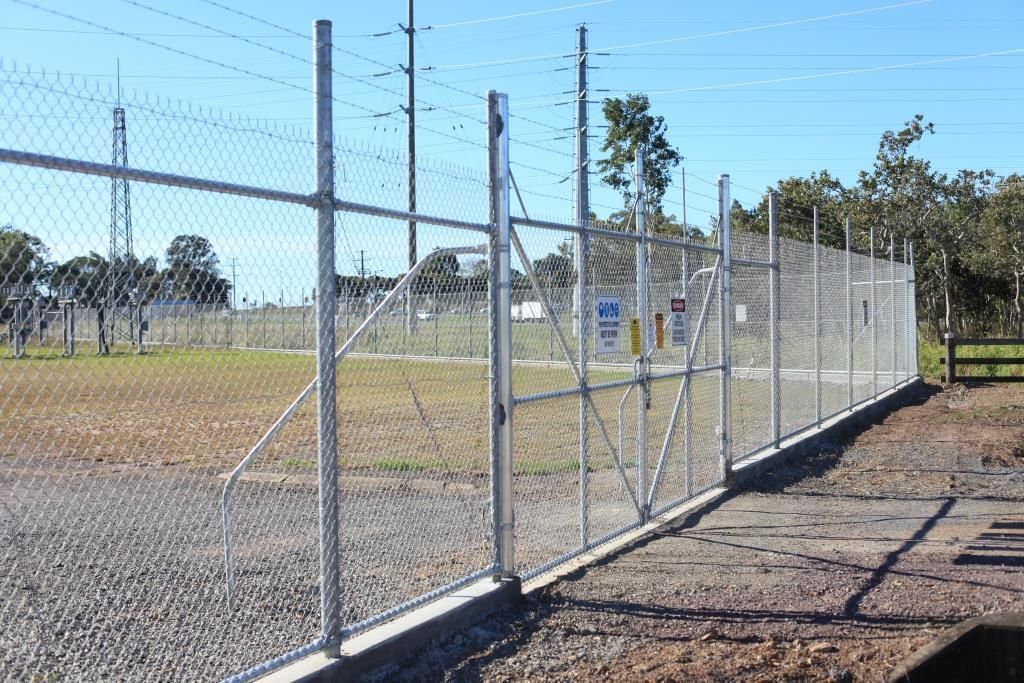 Industrial wire fence — Dog Gone Fencing in Townsville, QLD