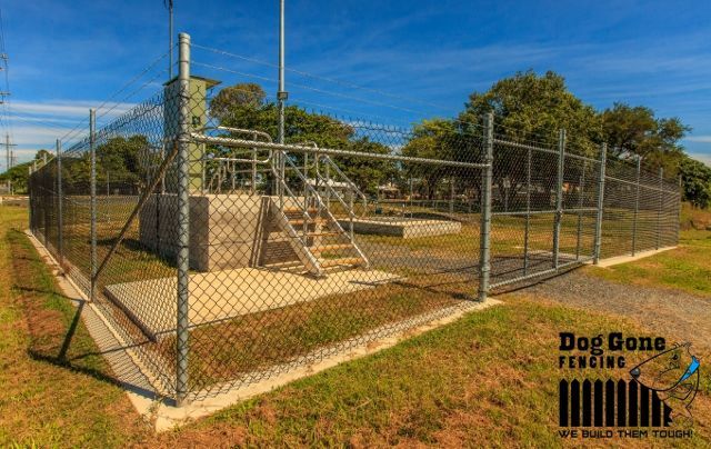 Chain Wire With Long Stand Support — Dog Gone Fencing in Paget, QLD