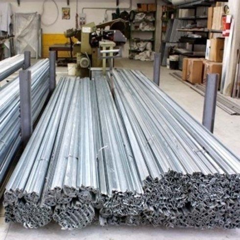 guide per profili in metallo