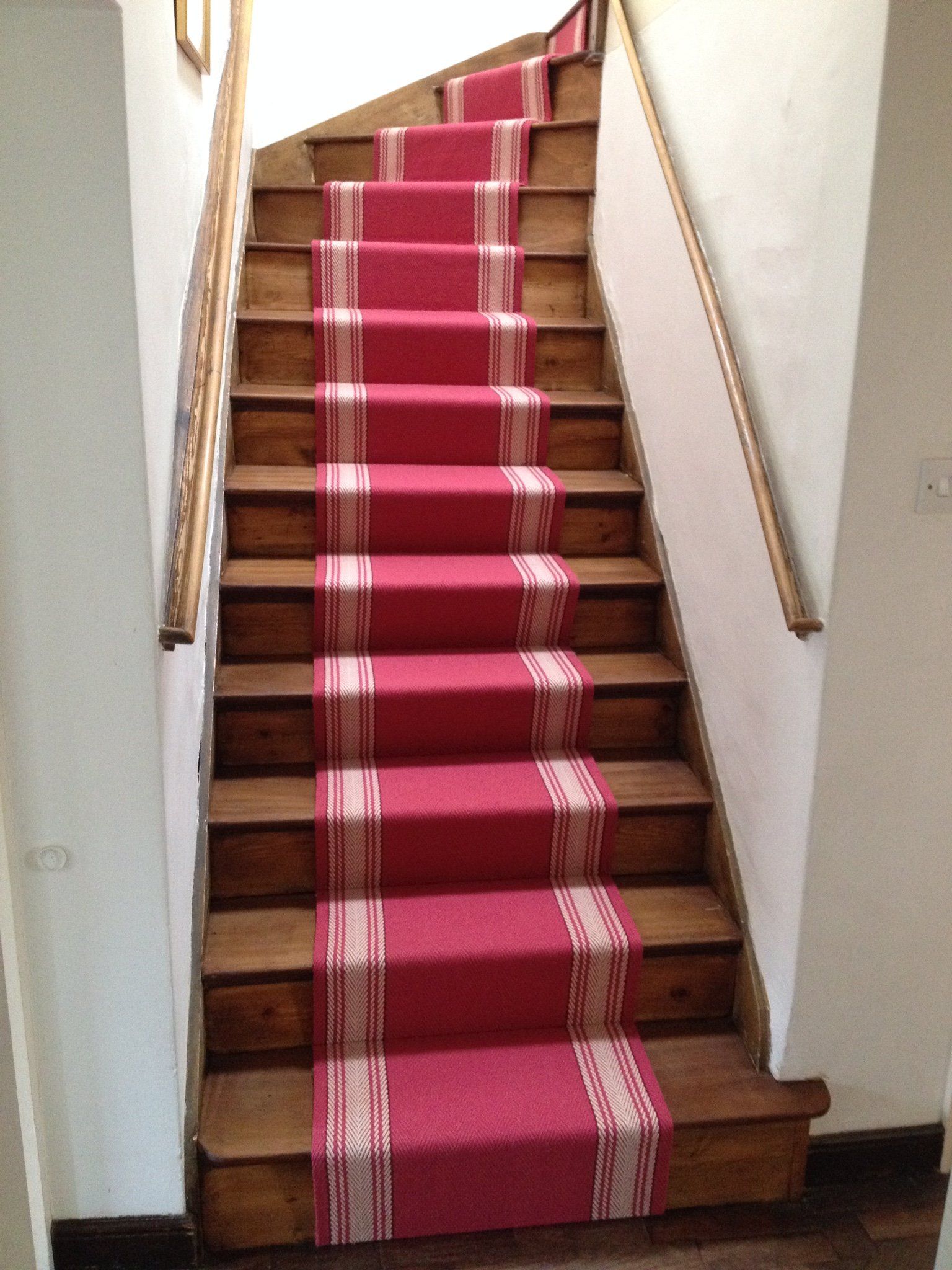 Roger Oates Avon Berry 60cm Runner on Oak stairs
