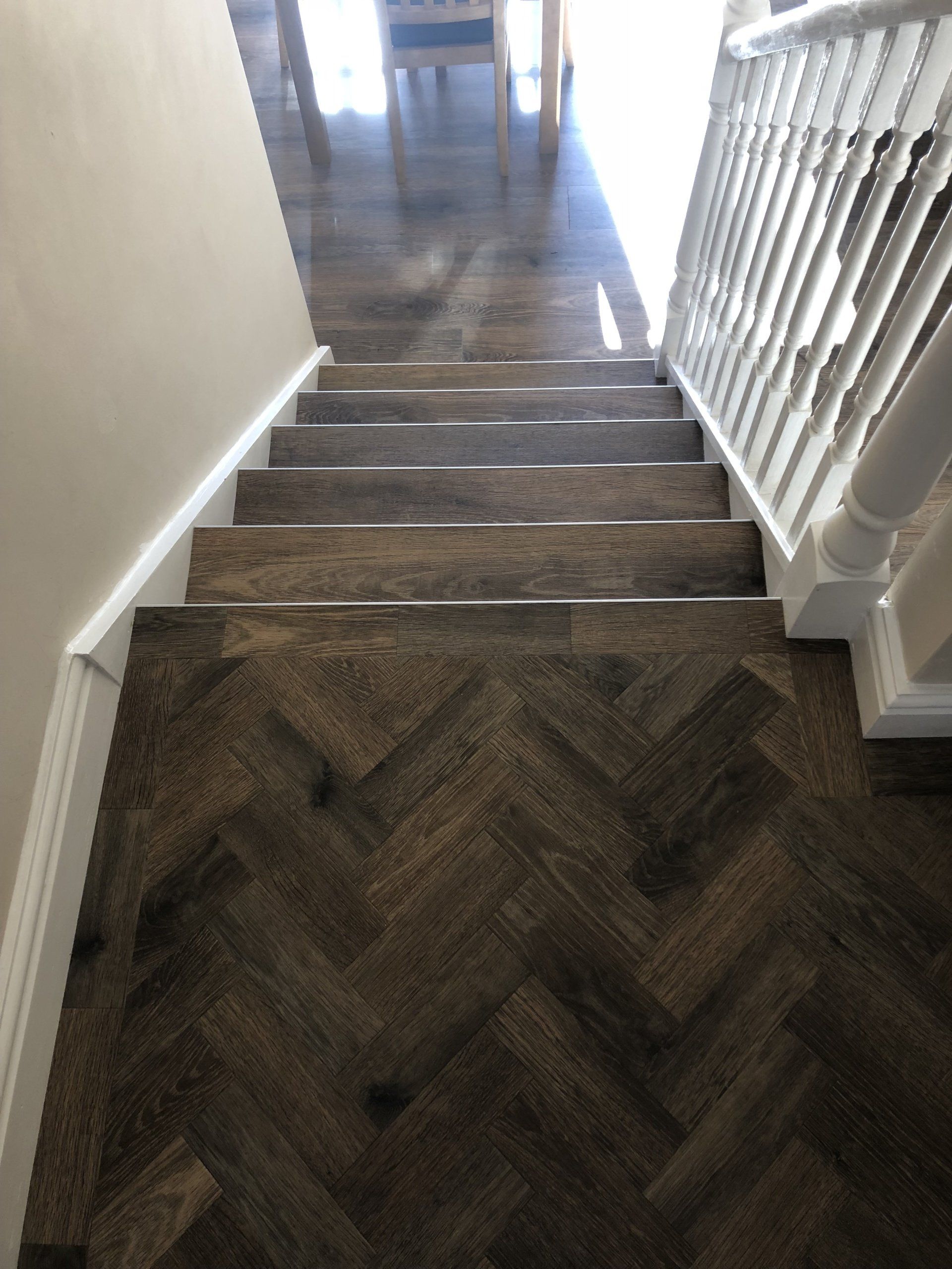 Amtico Form Rural Oak FS7W5950, fitted on Stairs