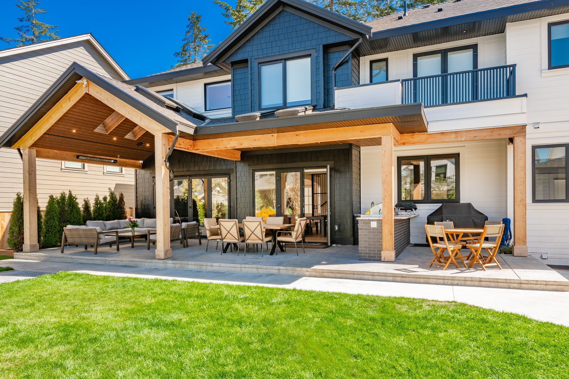 Modern Concrete Patio