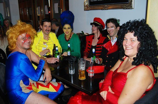 For fancy dress costumes in Bury St Edmunds call Giggles