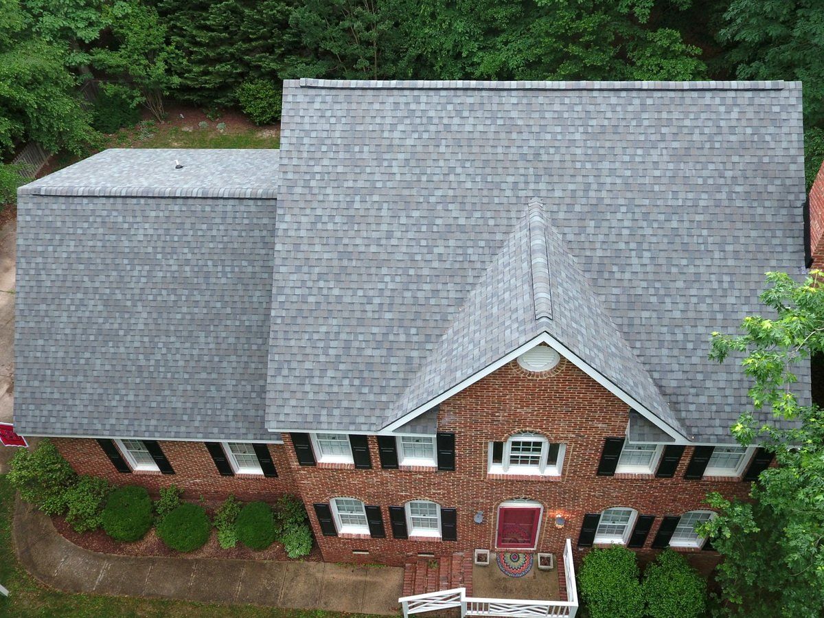 Georgetown Grey roof installed by Raleigh Residential Exteriors