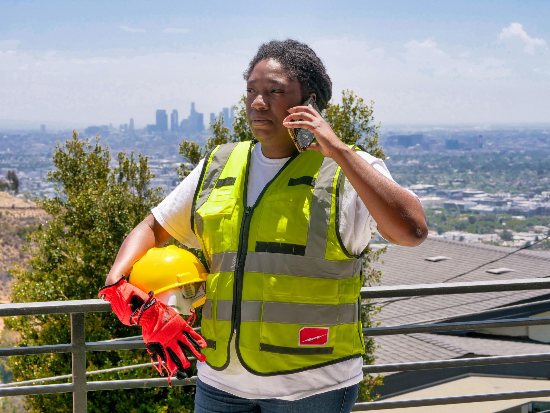 contractor on phone,contractor referral