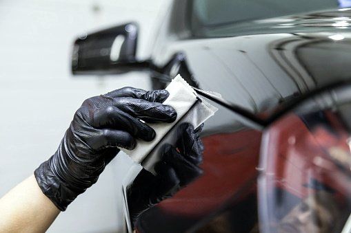 WHAT'S THE DIFFERENCE BETWEEN CAR WAX & CERAMIC COATING?
