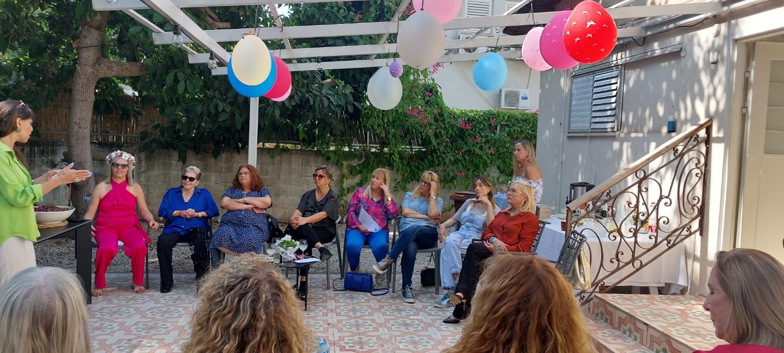 מירב לויאן בהופעה למגדל