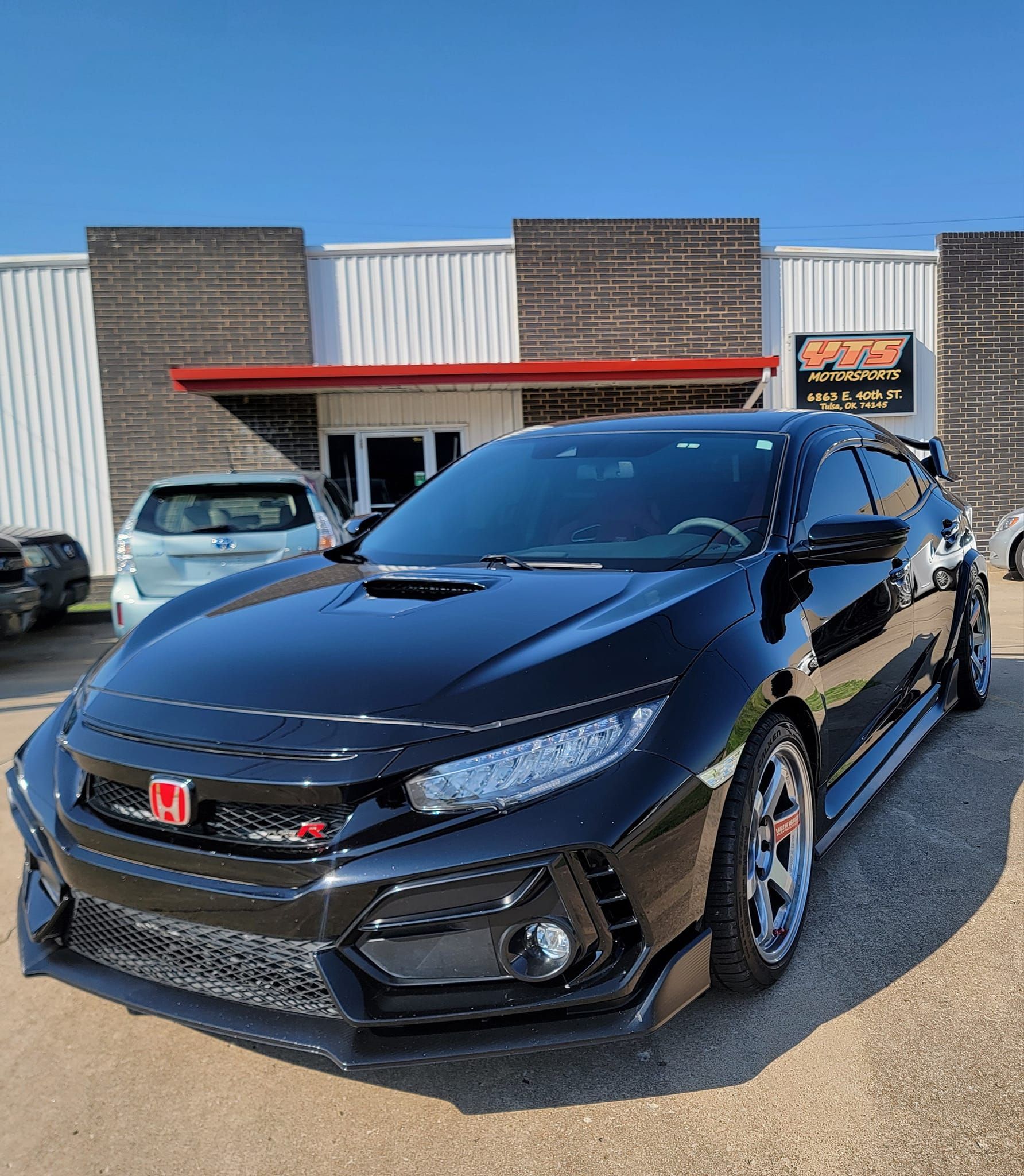 Black Honda Civic Type R Parked Outside Shop | YTS Auto Repair