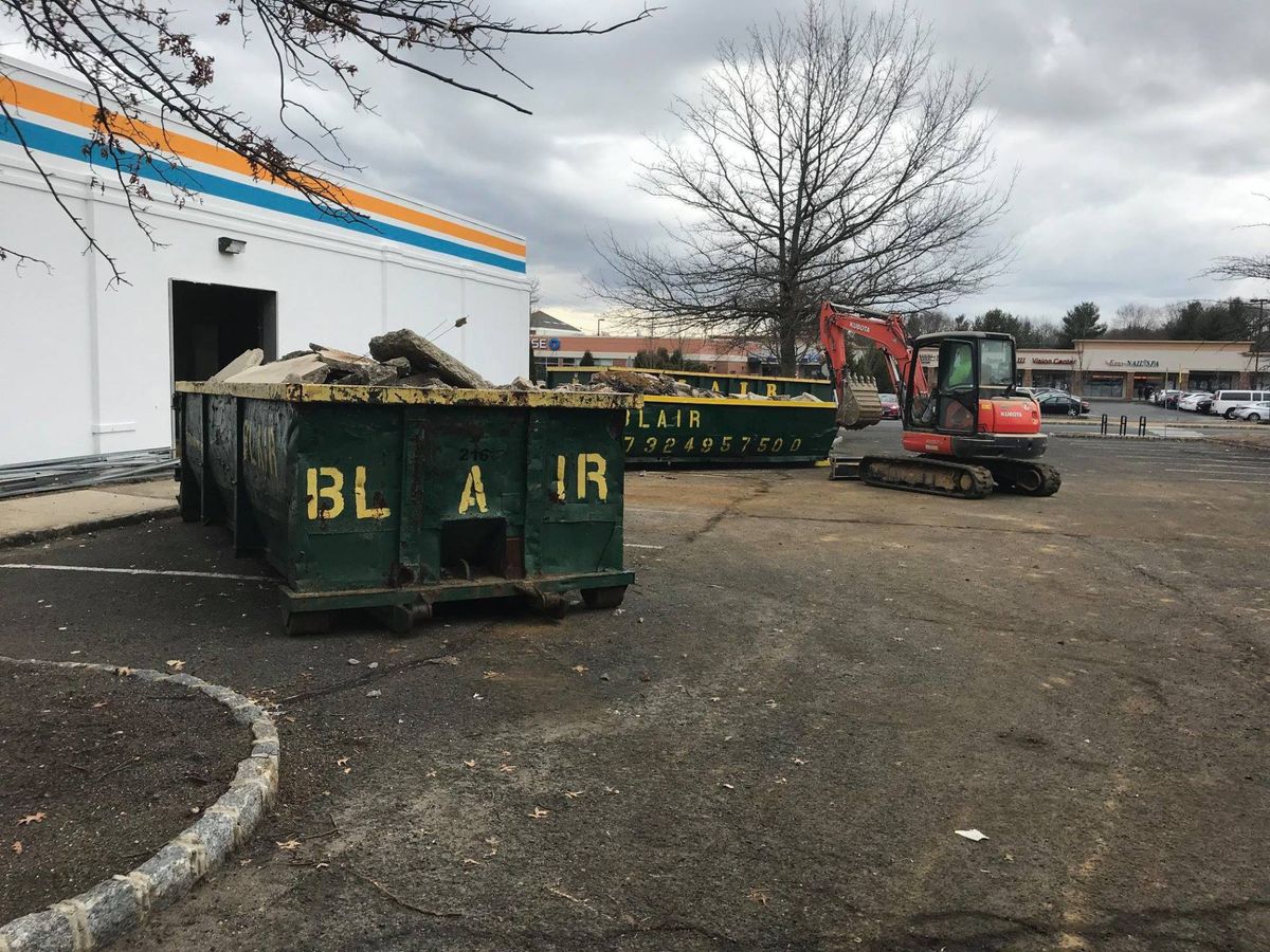 Waste Dumpster Rental — Huge Dumpster in Middletown, NJ