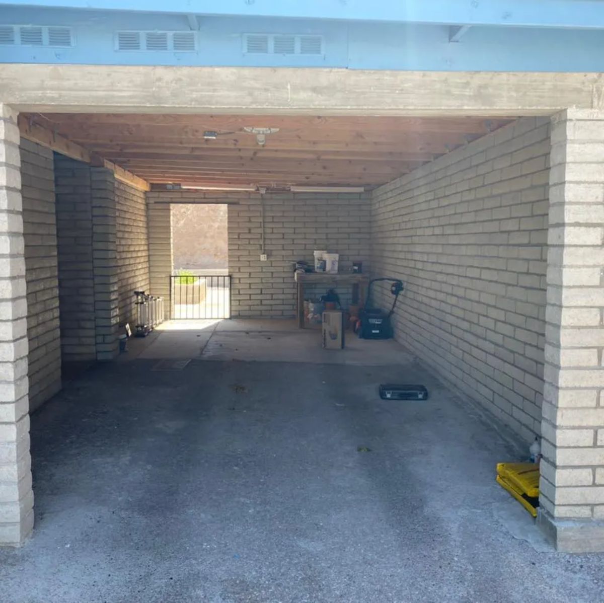 new garage doors in Phoenix Metro Area