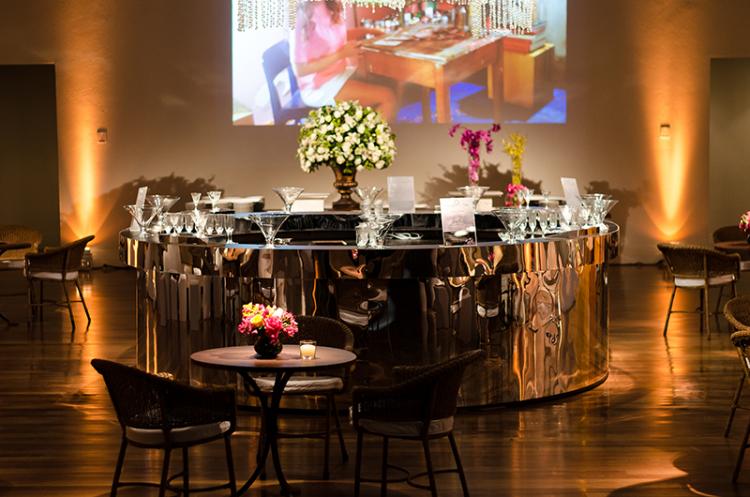 Art Show bar balcões e mesas