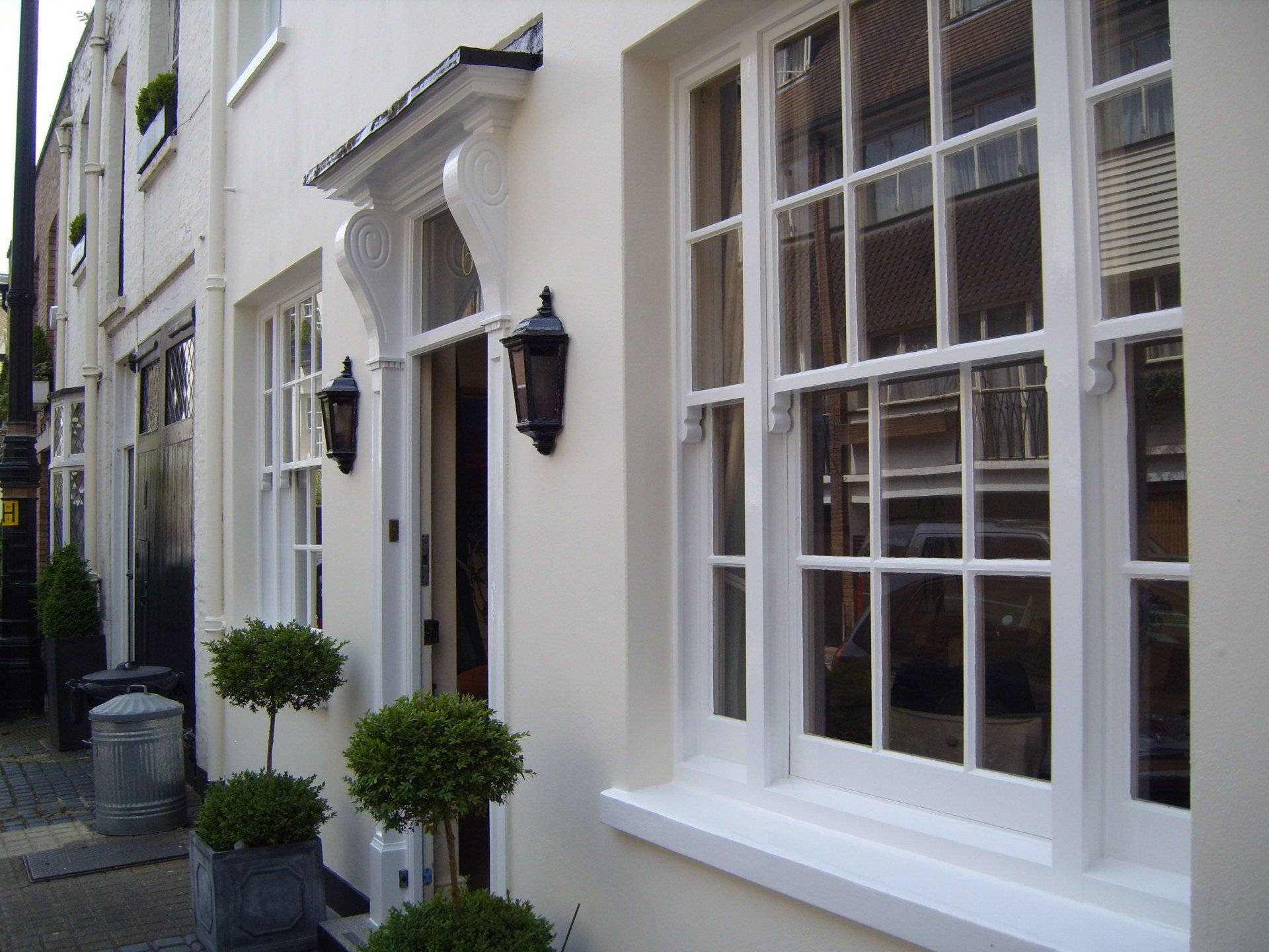 painting and decorating example 9