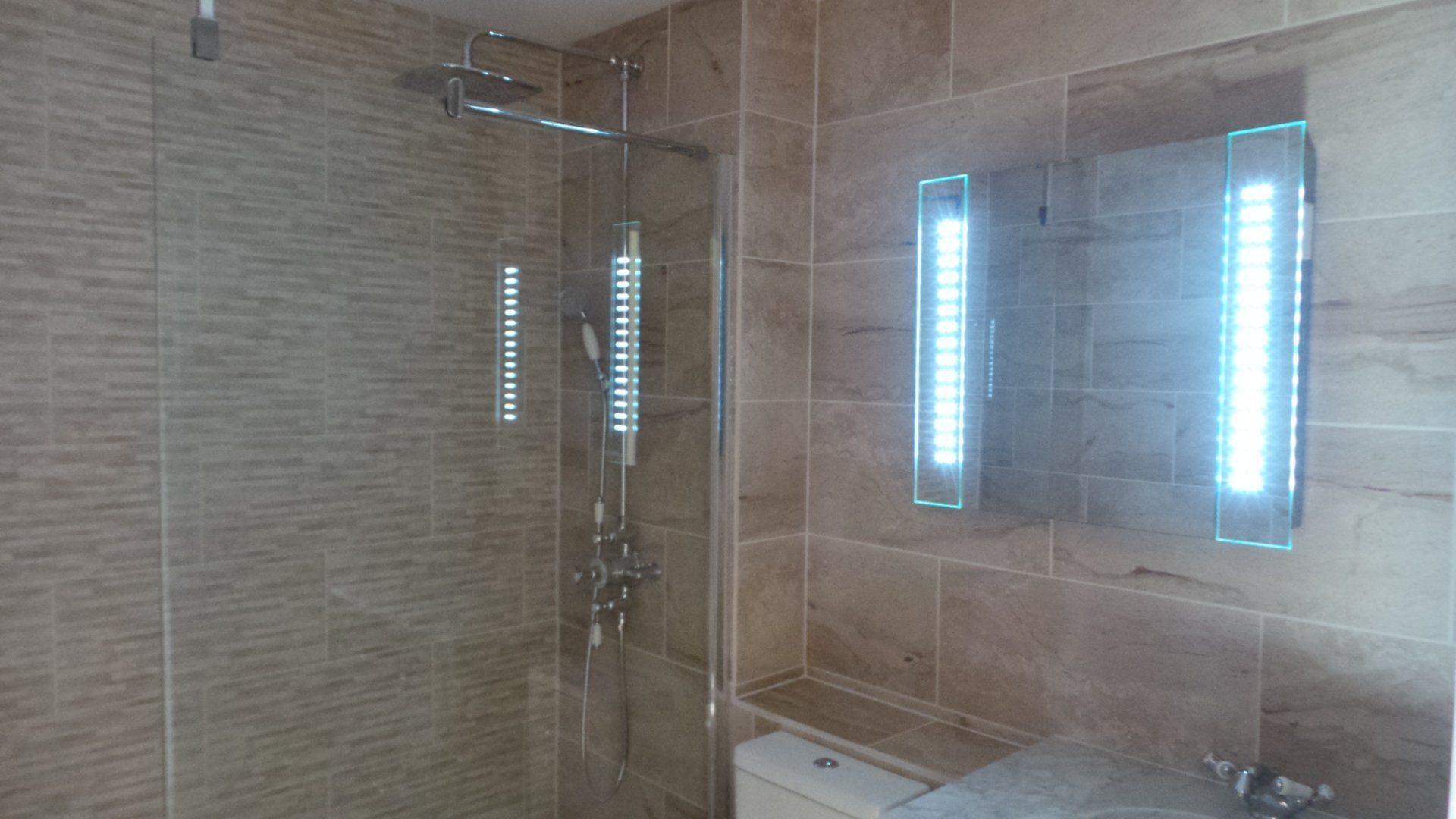 painting and decorating example 28