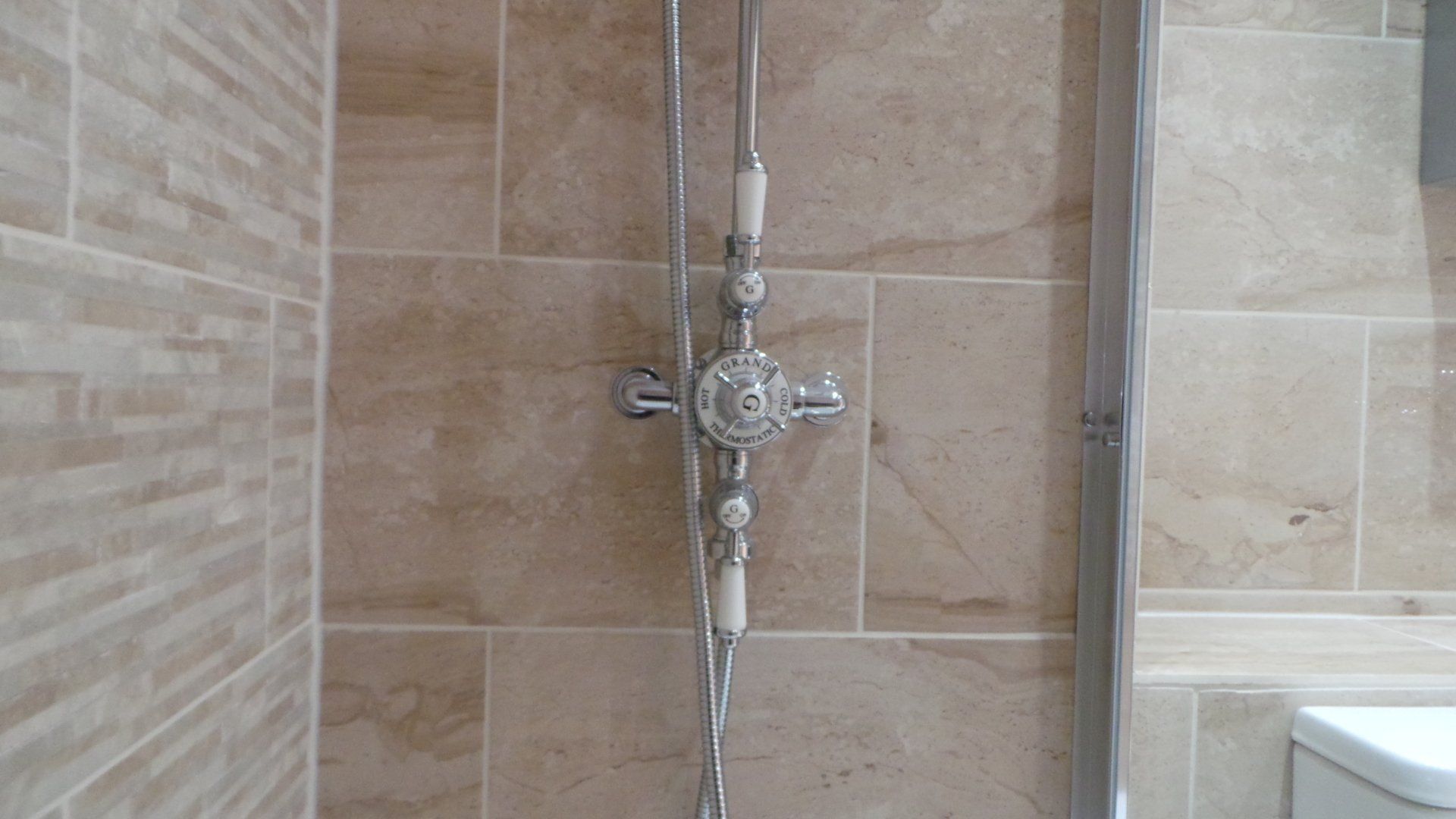 painting and decorating example 29