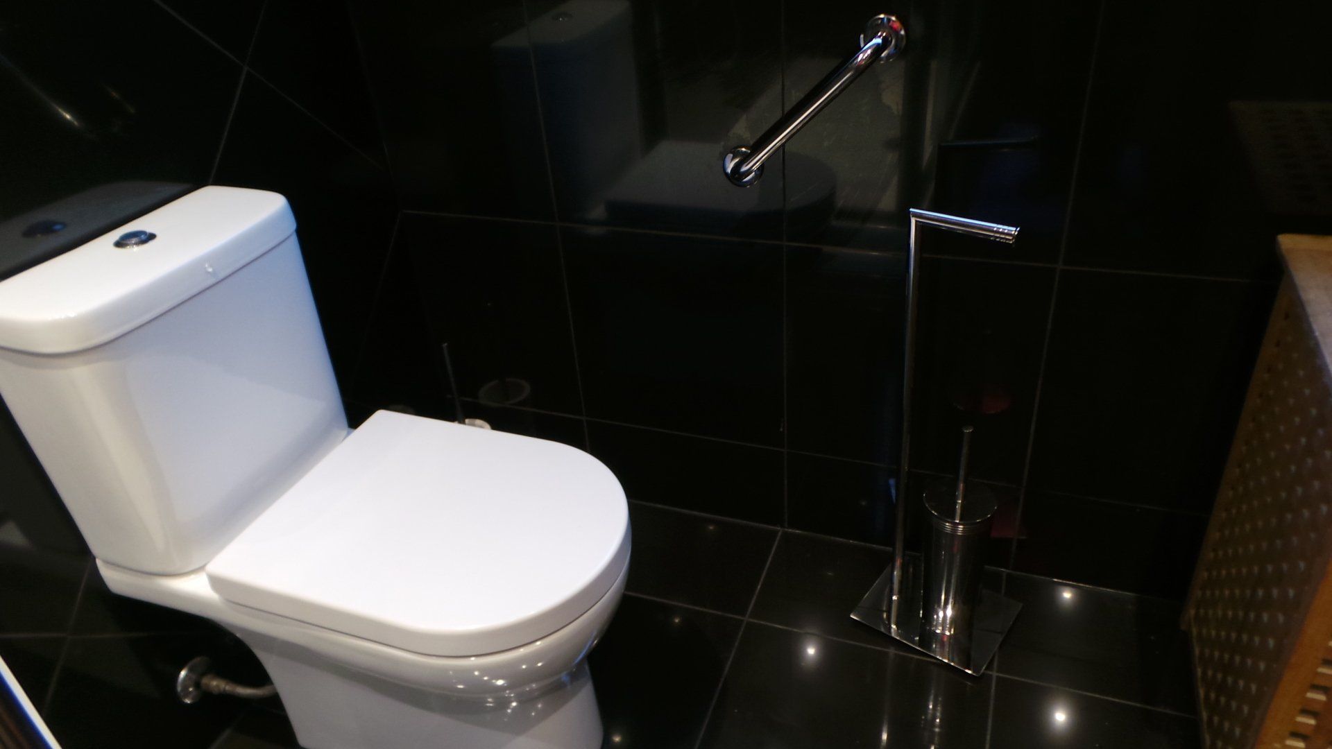 painting and decorating example 38