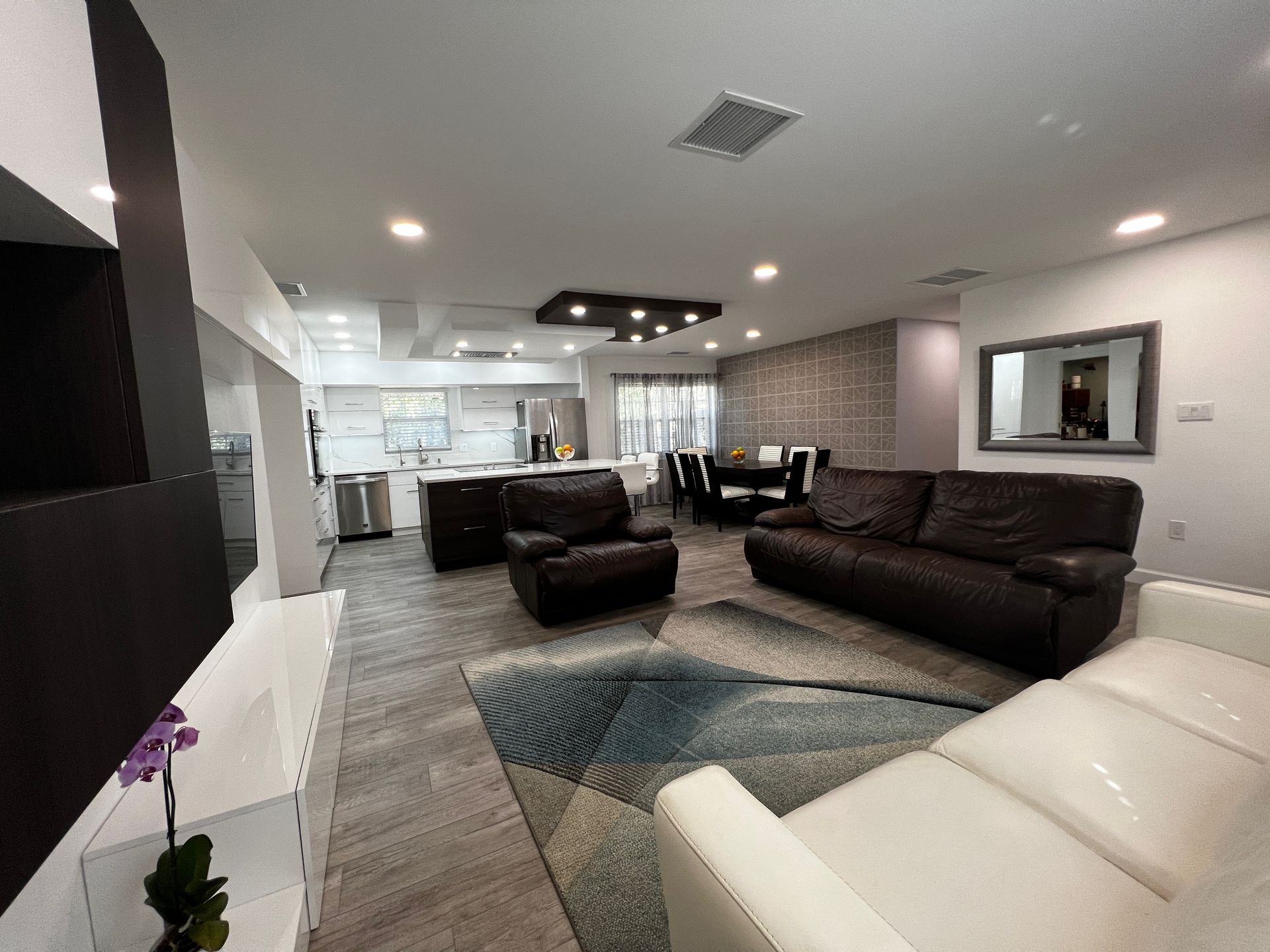 Modern Home Remodeled by RIM Express