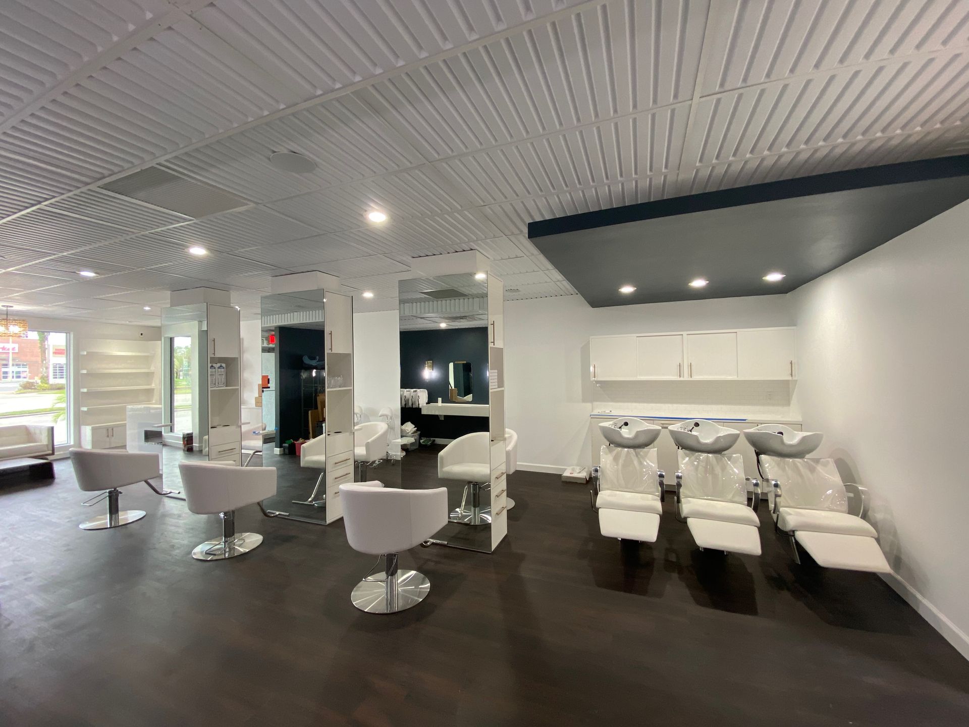 Hair Salon remodeling by RIM Express