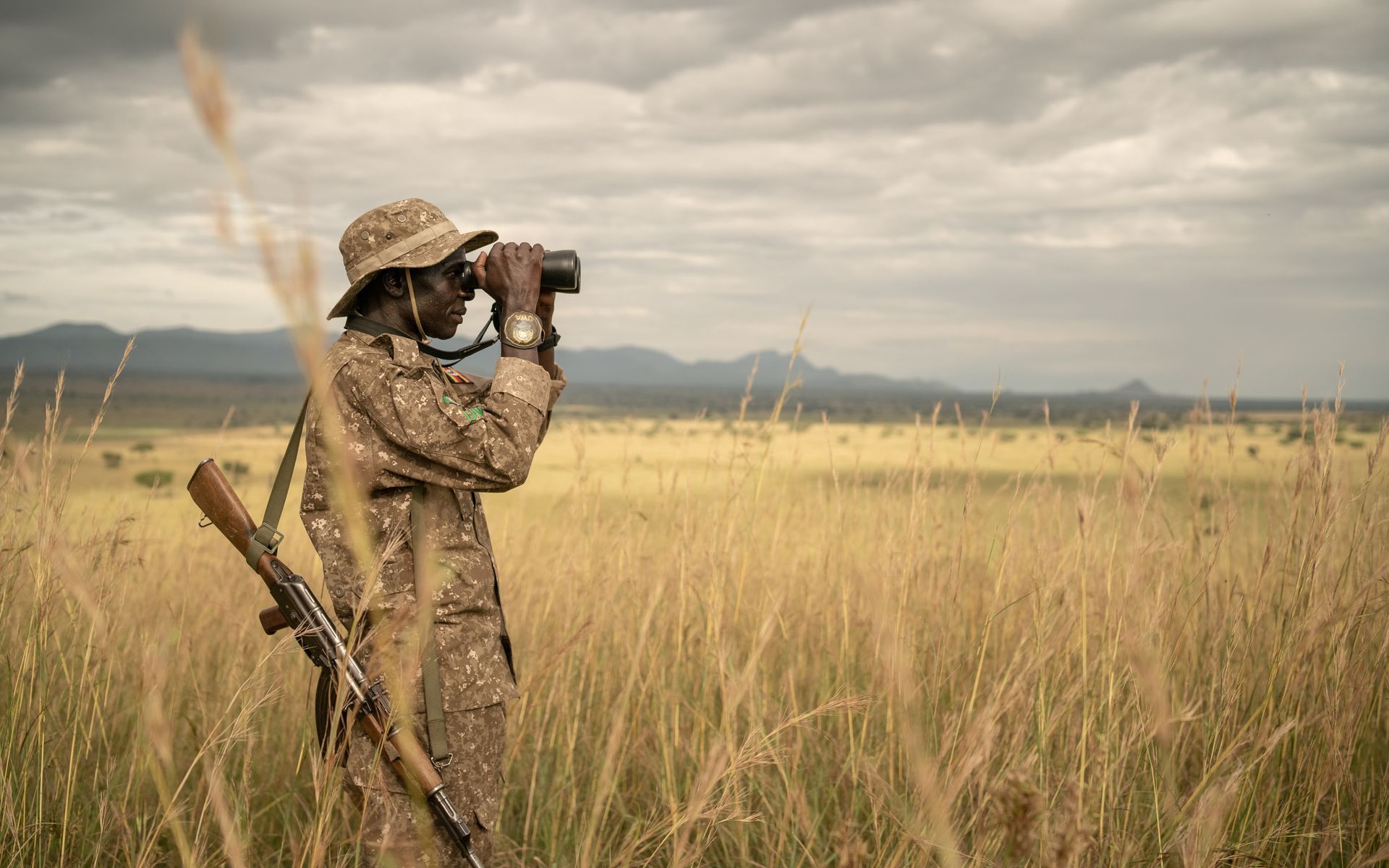 Primates & Predators Safari Uganda by Mist Rwanda Safaris