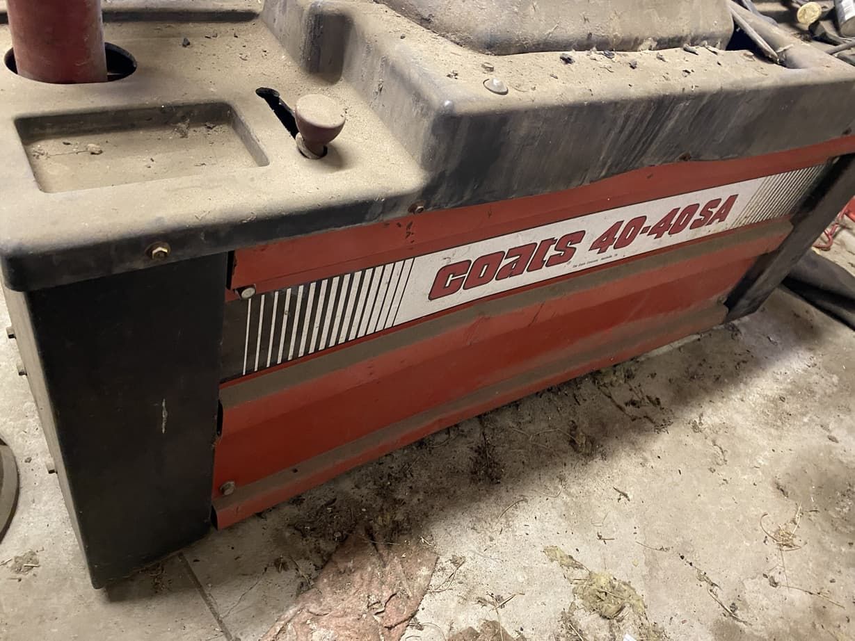 A red and black machine with the word gears on it