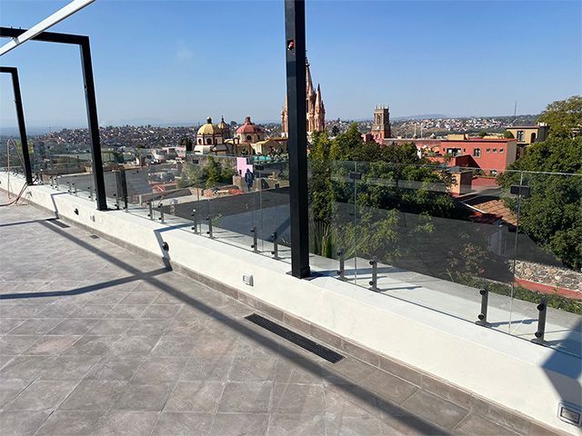 GLASS CENTER QUERÉTARO 