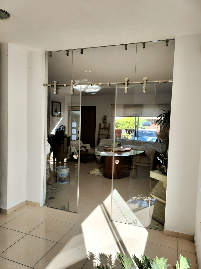 GLASS CENTER QUERÉTARO 