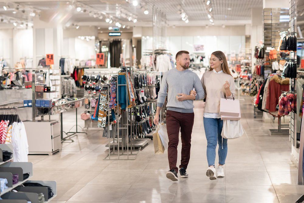 Couple Walking on the Store — Texas — Texas Tax Back