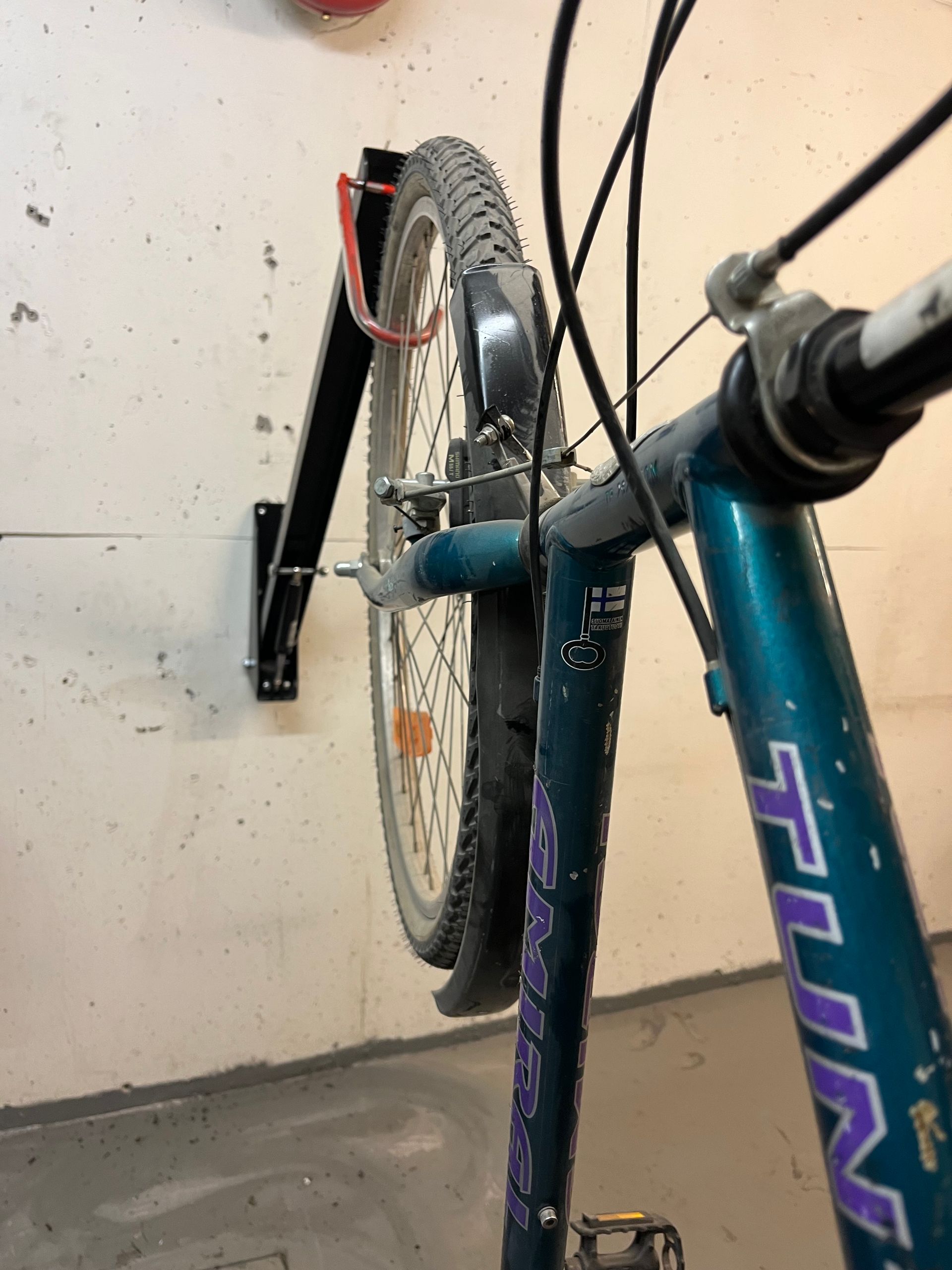 Lifthanger pyöräteline