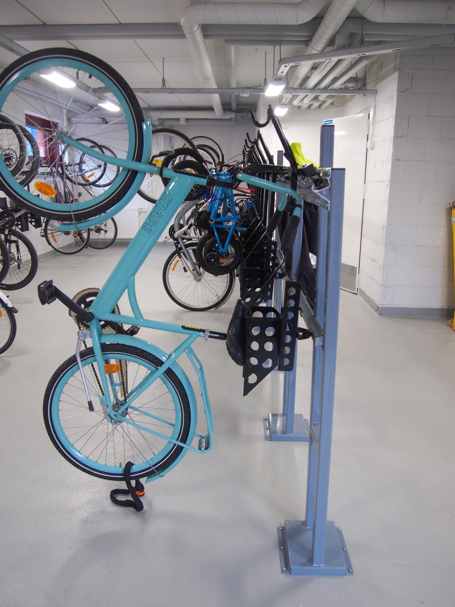 Compact pyöräteline