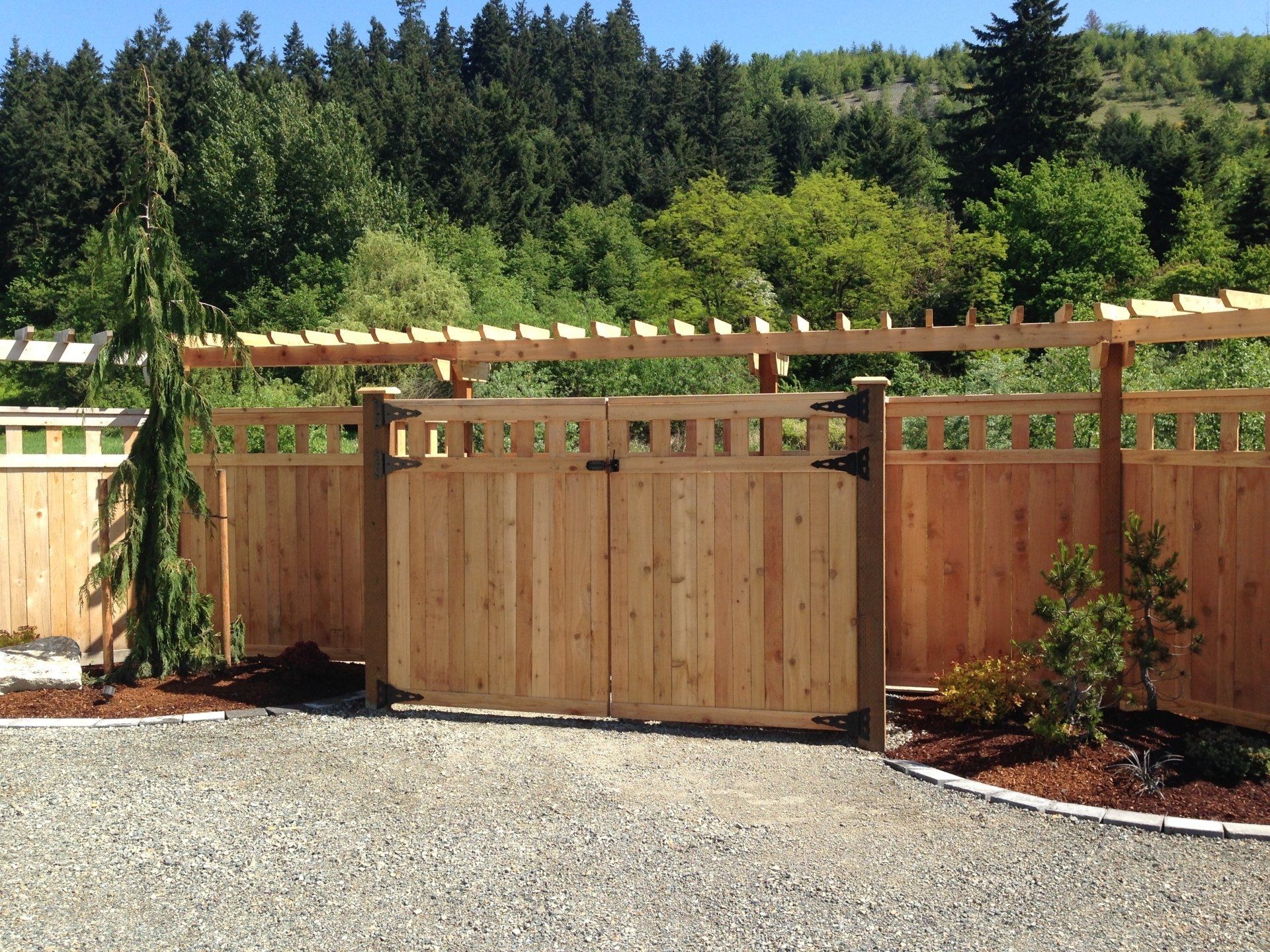 White House with Table and Chairs — Auburn, WA — Rainier Fencing & Decking