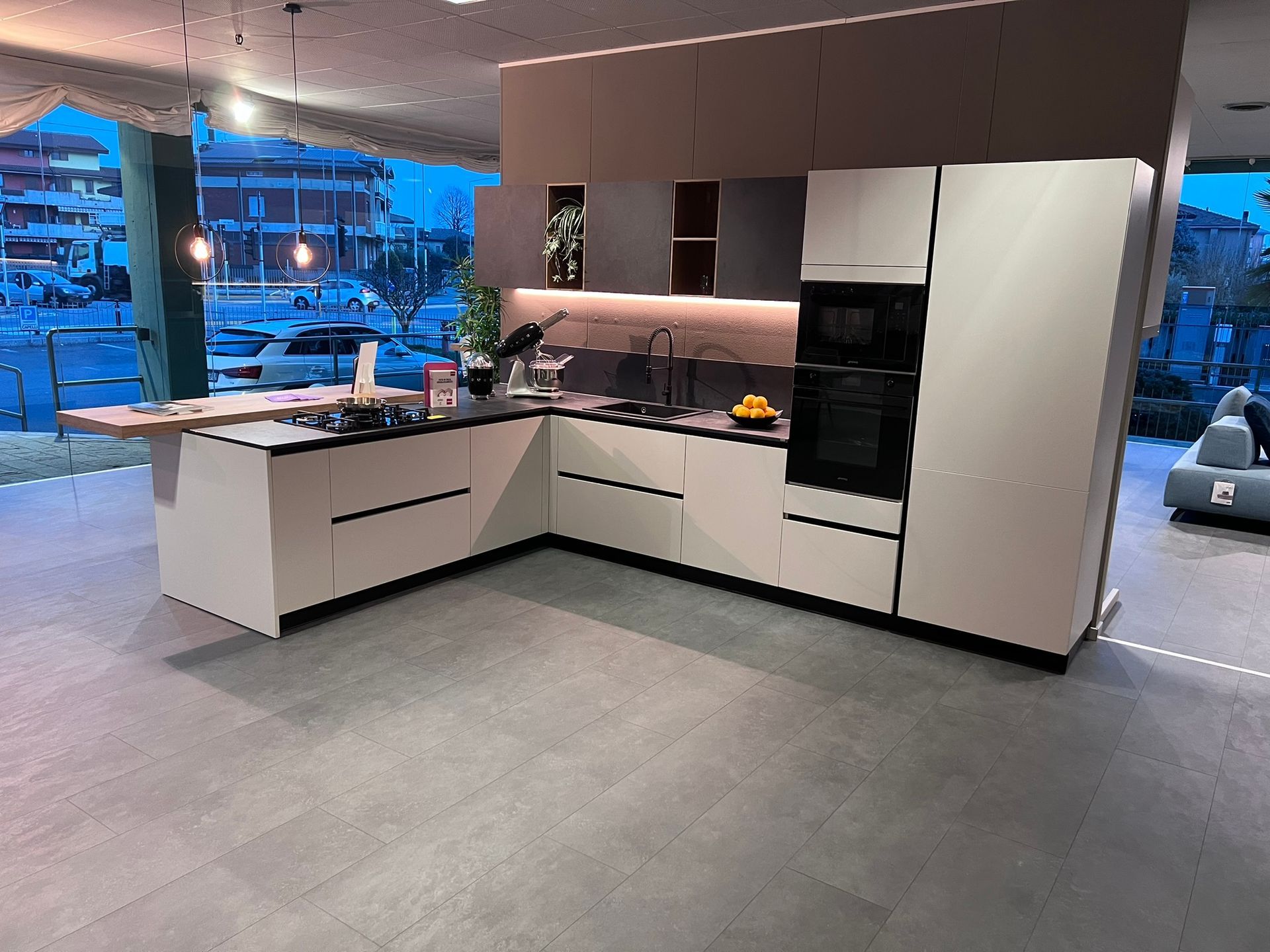 Immagine della cucina Liberamente di Scavolini, esposta presso Arredamenti Capelli