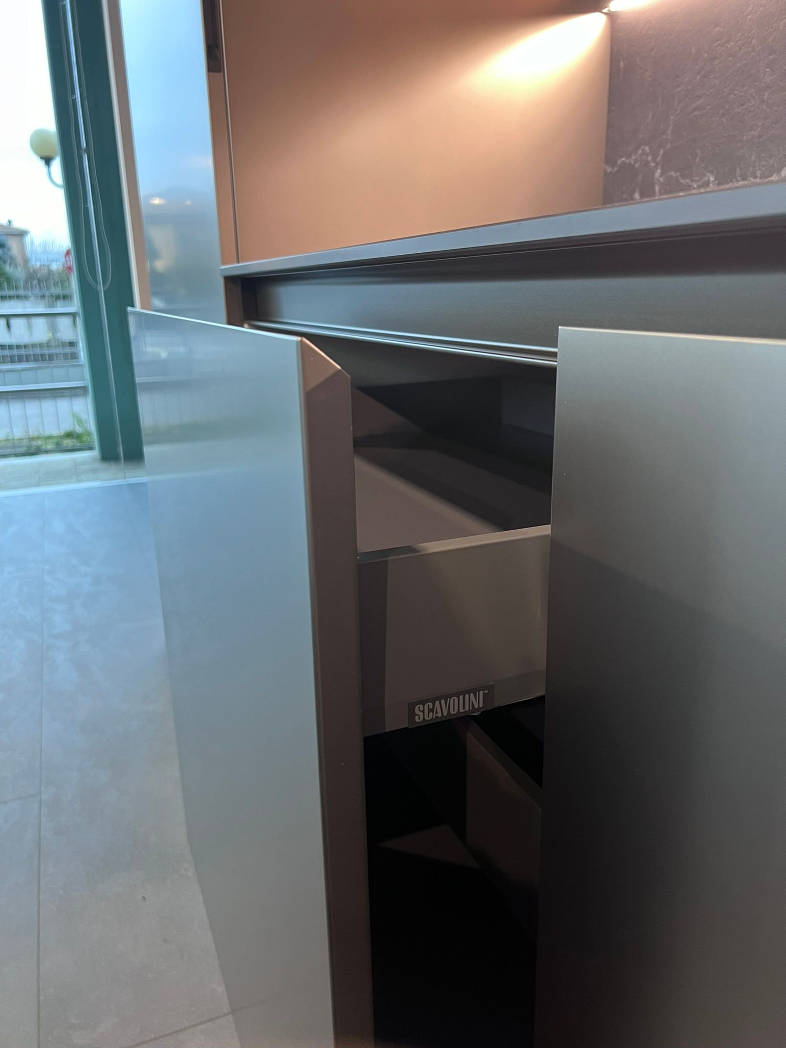 Immagine della cucina Lumina di Scavolini, esposta presso Arredamenti Capelli