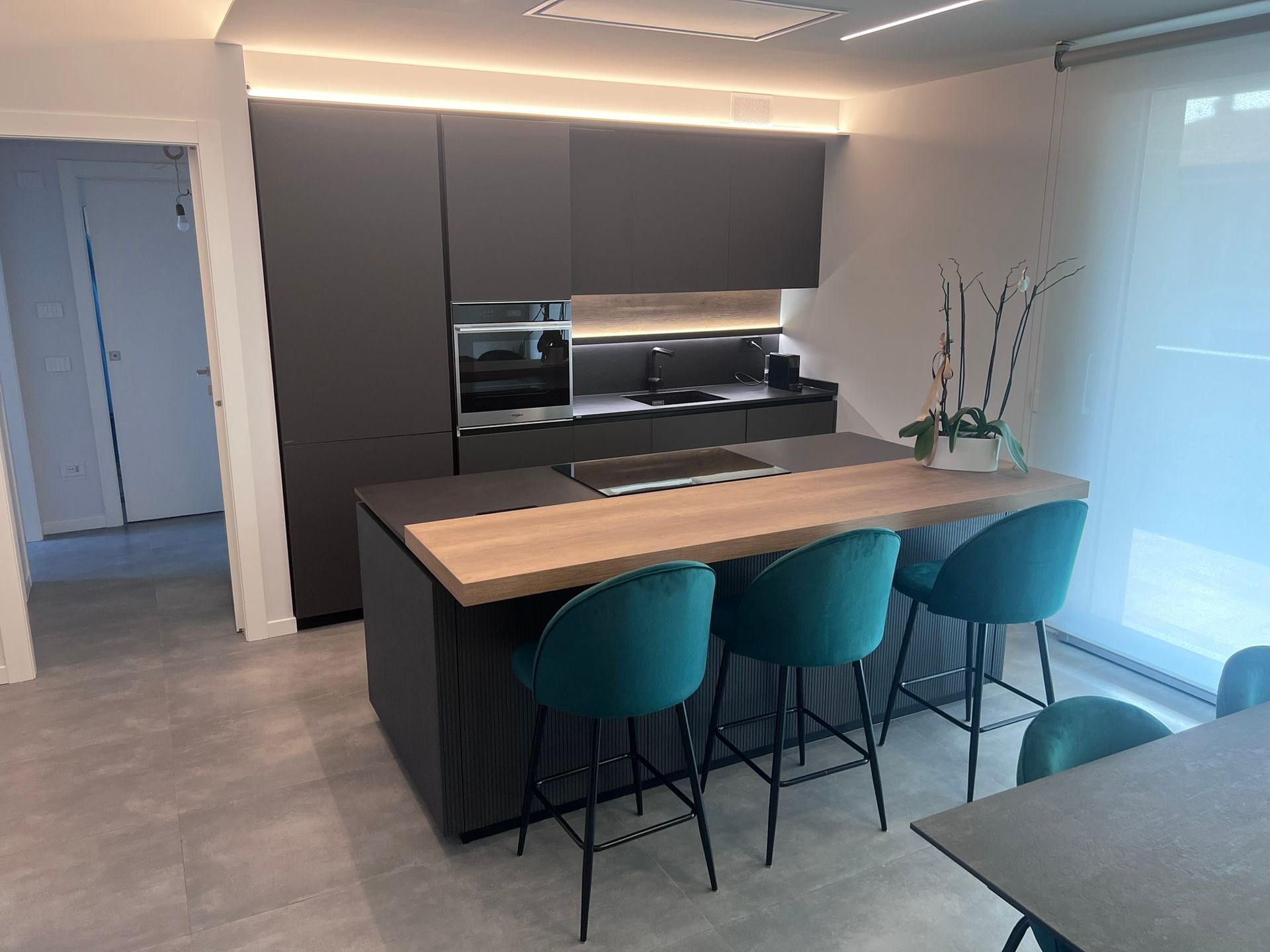 Immagine di una cucina Scavolini realizzata da Arredamenti Capelli